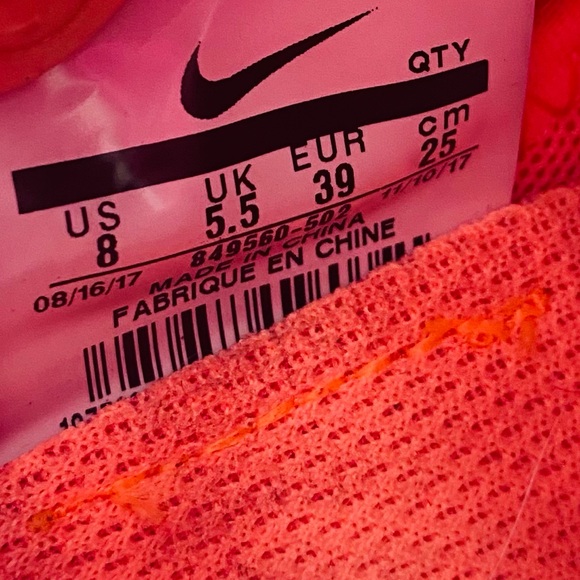 NIKE AIRMAX GYM SHOES - Picture 4 of 6